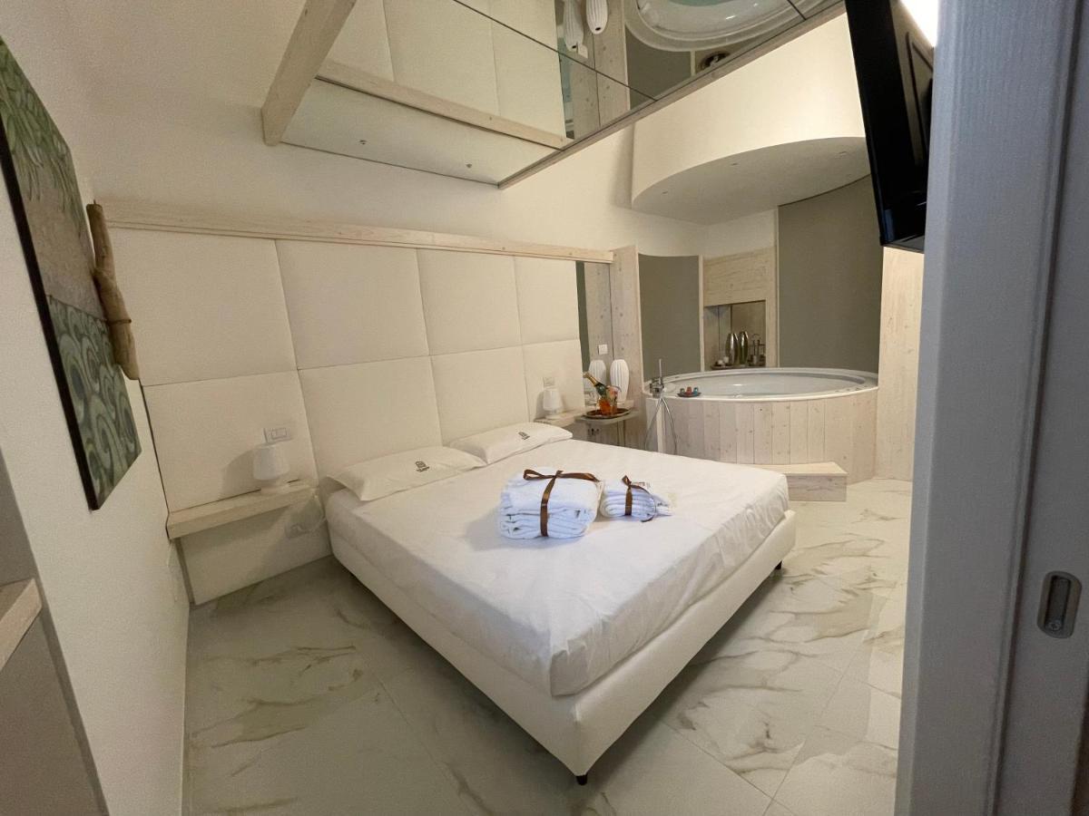 Suite Albatros - Luxury Room บิสเชลเย ภายนอก รูปภาพ